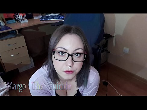 ❤️ မျက်မှန်တပ်ထားသော Sexy ကောင်မလေး Dildo ကို ကင်မရာတွင် နက်ရှိုင်းစွာ စုပ်သည်။ ️ Just porn မှာ ငါတို့မှာ ❌️❤